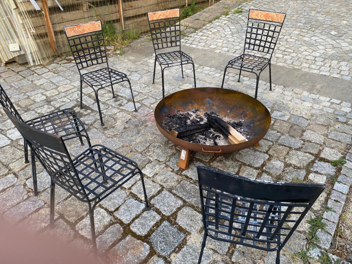 Ferienwohnung Wachstube Mit 3 Schlafraeumen Im Rittergut Leppersdorf Wachau Екстериор снимка
